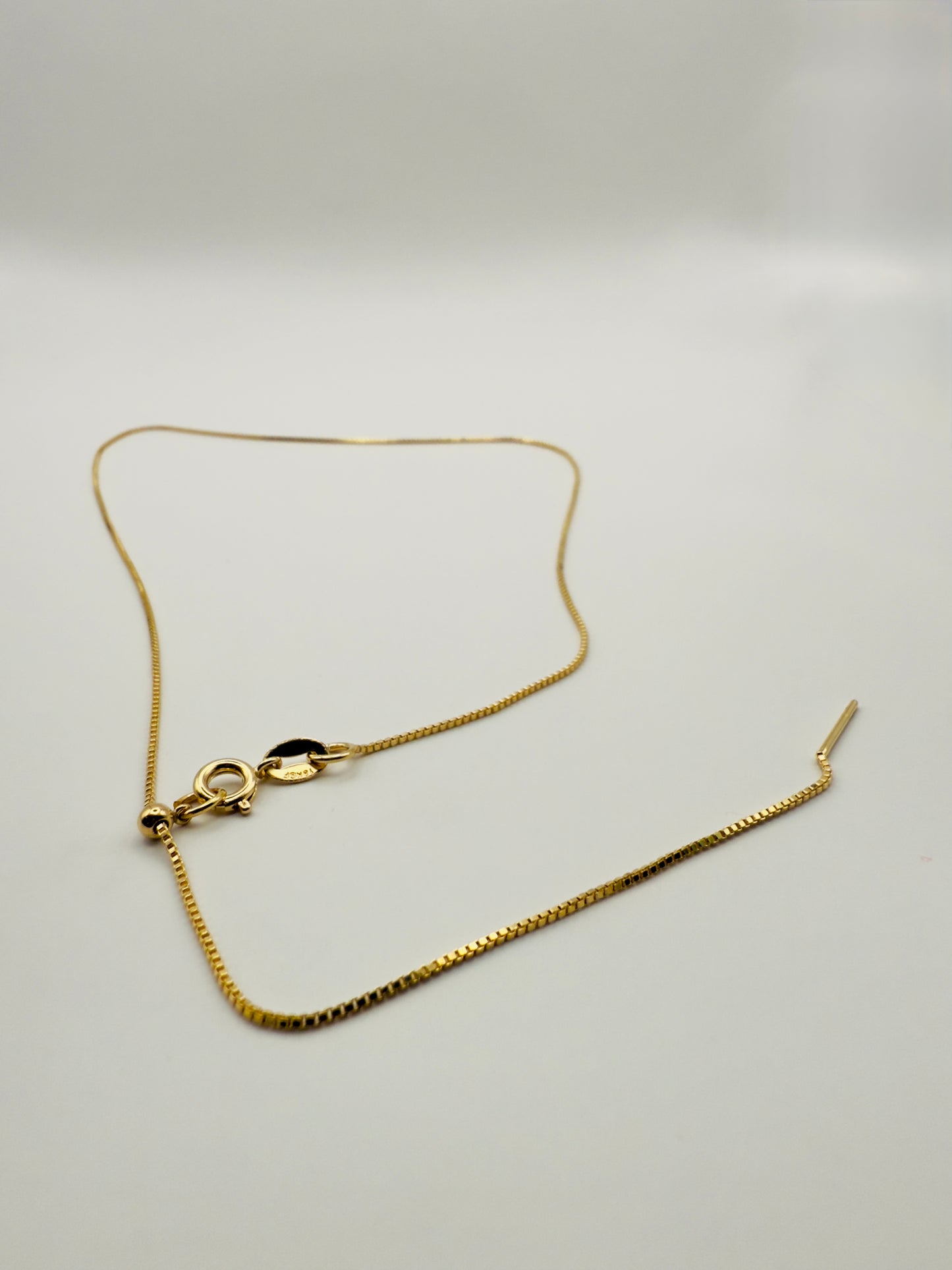 The Line Necklace