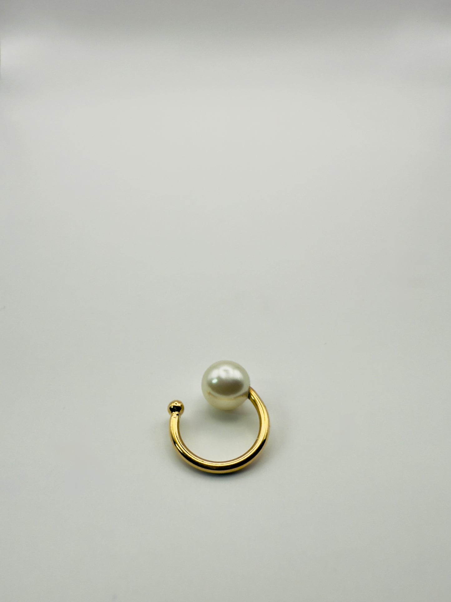 Pearl Orbit Ear Cuff